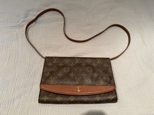 Pochette vuitton monogram - pochette,