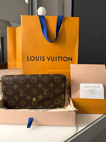 Louis vuitton pochette - vuitton,
